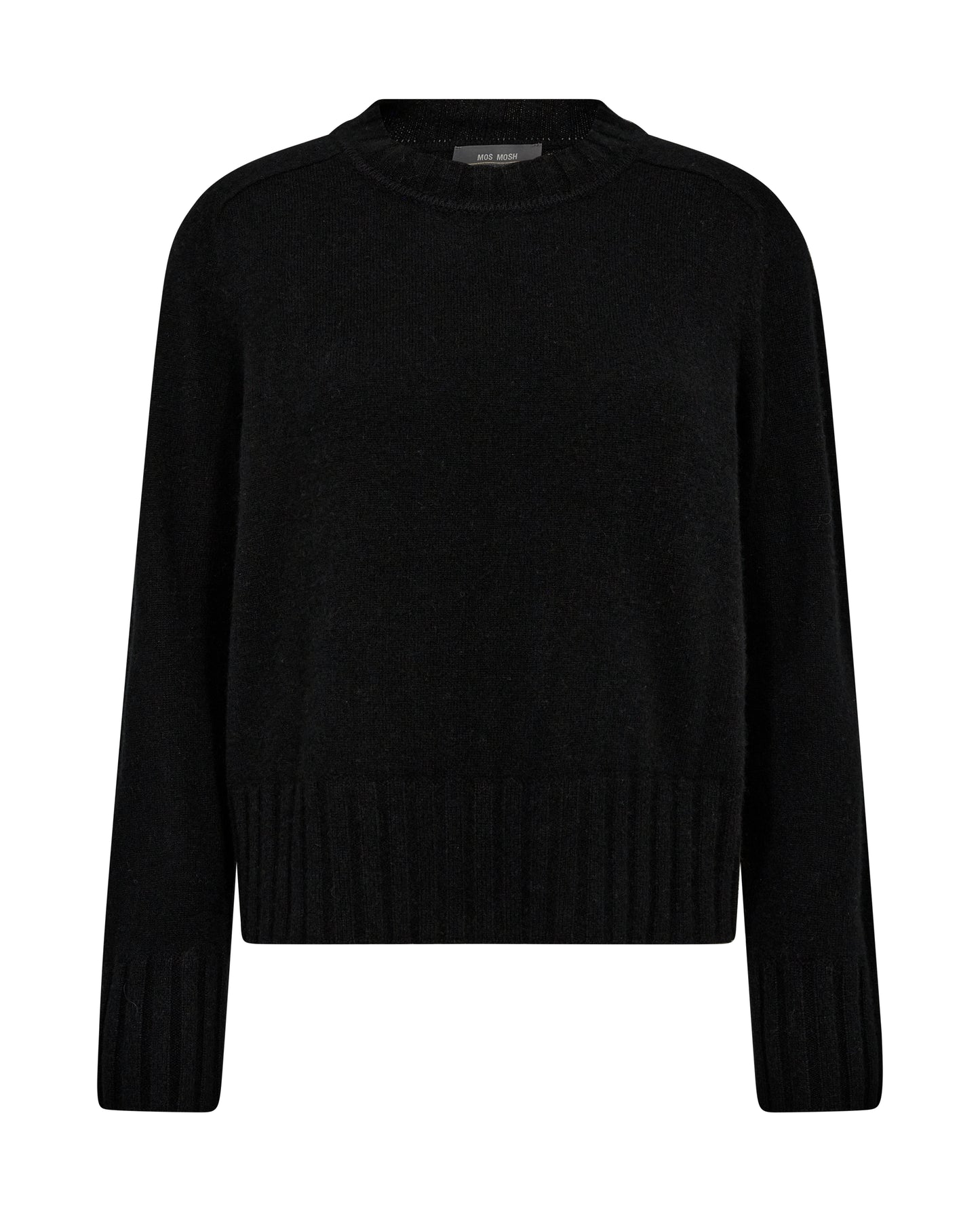 This luxurious sweater from MOS MOSH in a soft cashmere blend offers a timeless and elegant look. Designed in a regular silhouette, it features ribbed details at the neckline, cuffs, and hem for a refined finish. Perfect for effortless layering, it combines comfort and sophistication for any occasion.