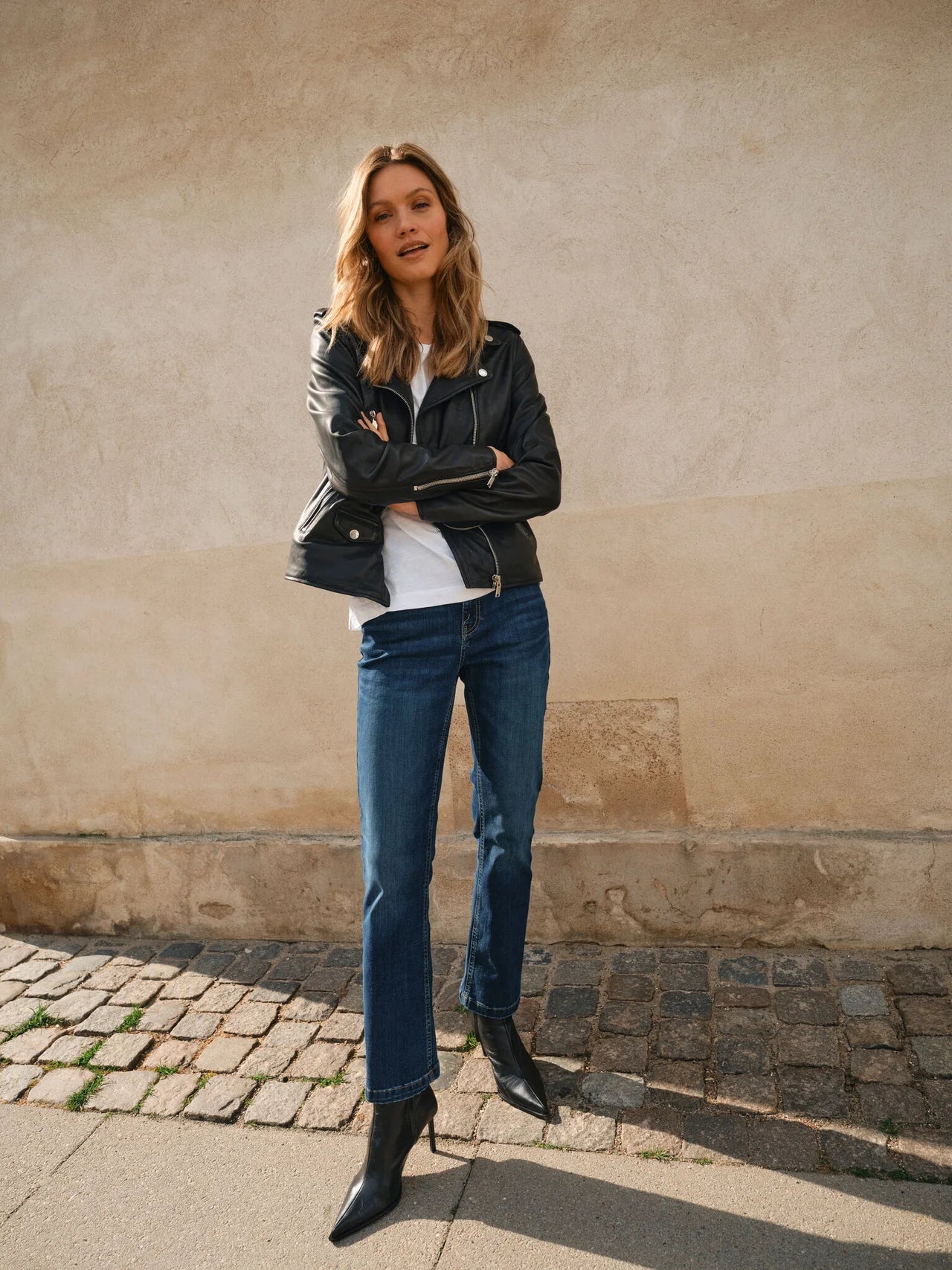 Discover these mid-waisted jeans from MOS MOSH, crafted with a subtle flare ending at the ankles and offering just the right amount of stretch for all-day comfort. They're adorned with pockets, and we personally love styling them with a flowing blouse and chunky boots for a chic and effortless look.