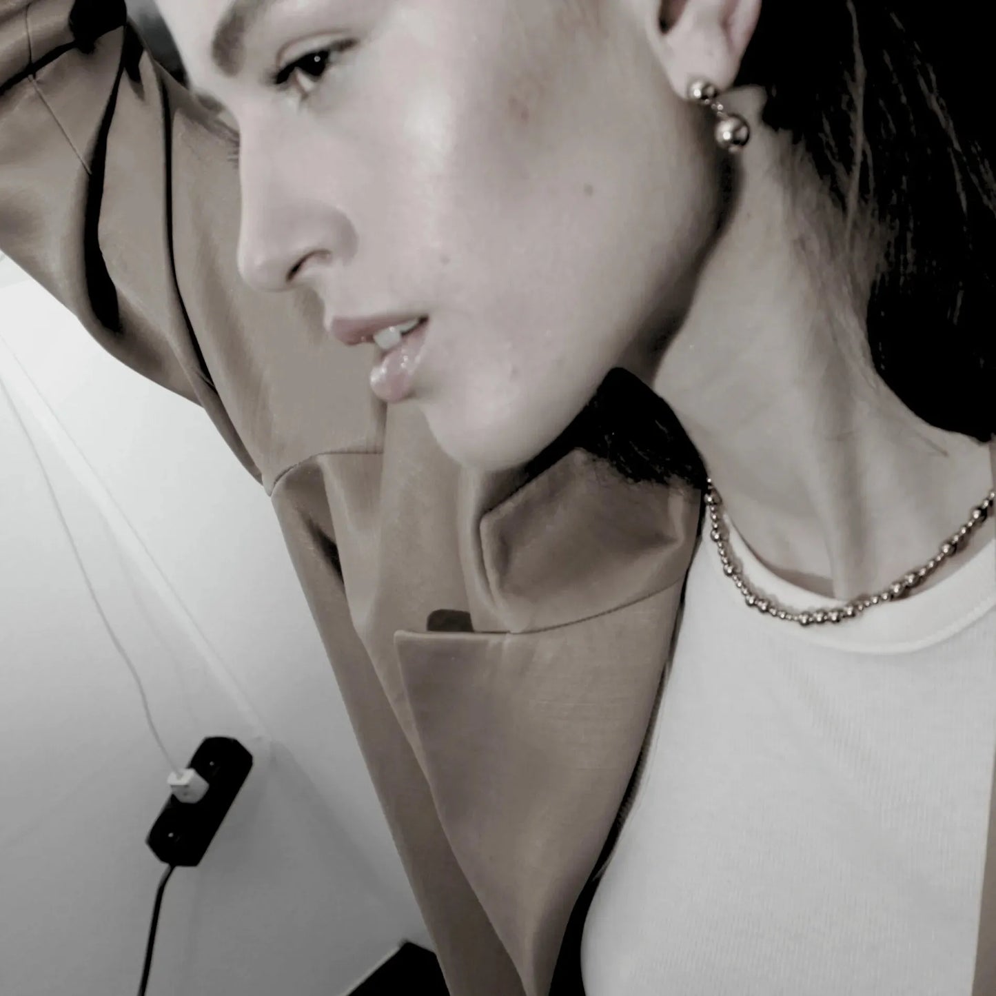 DANSK "Passion Waterproof 2 Ball Necklace" (Silver Plated)