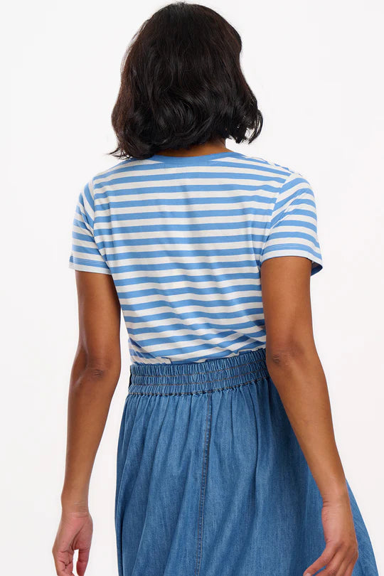 SUGARHILL "Khloe V Neck T Shirt" (Off White/Blue Stripey Crab)