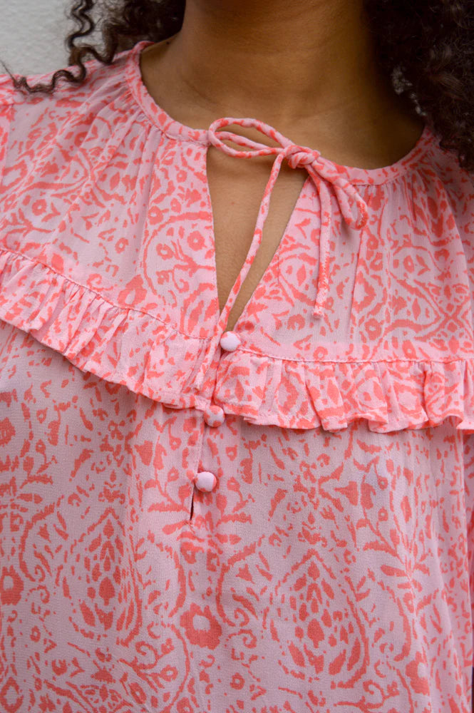 ATELIER REVE 'IREmira' Blouse (Coral)