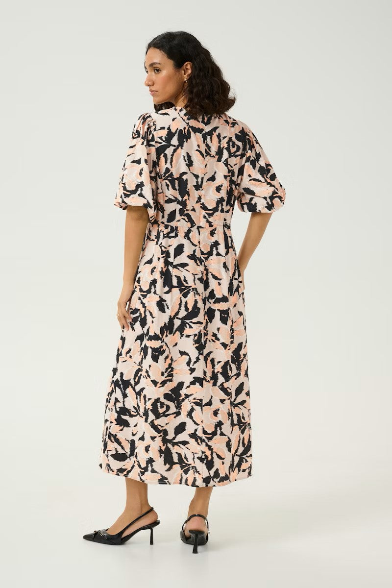 KAFFE "KAPaco Dress" (Beige/Black/Peacock)