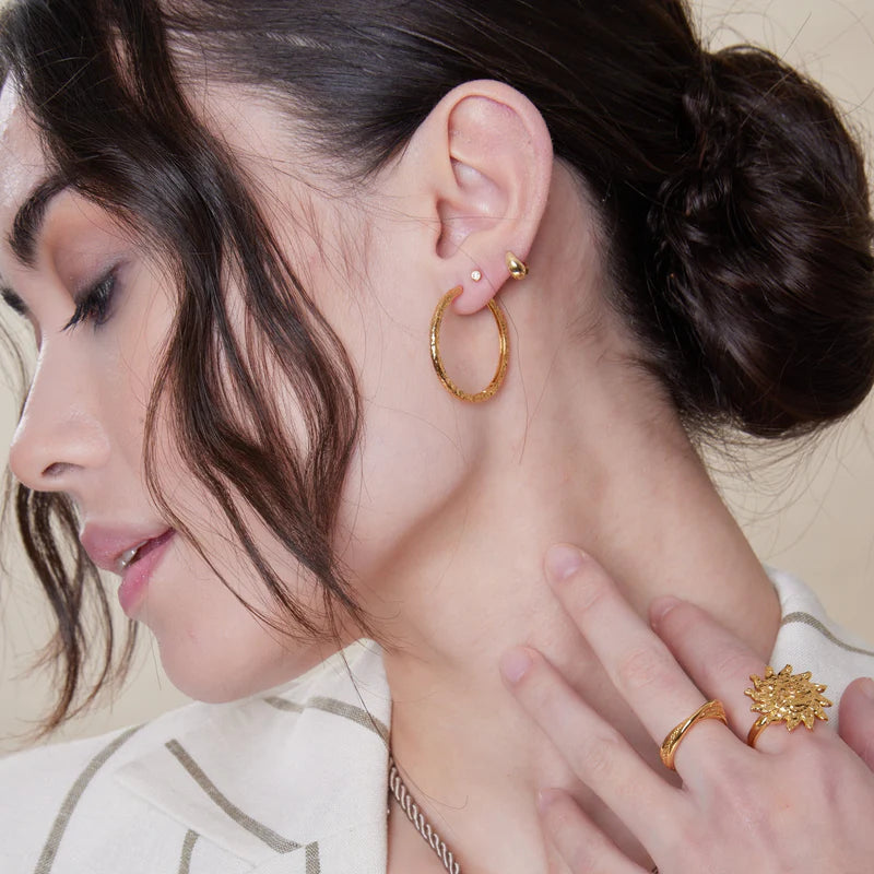 ORELIA "Molten Mid Size Hoop" (Pale Gold)