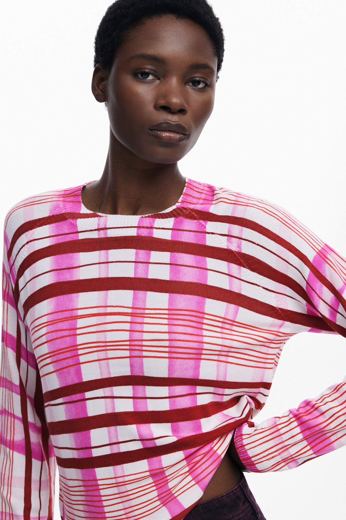 Fine long-sleeve sweater from Spanish brand DESIGUAL with a round neck and mikado-style horizontal and vertical stripe print.