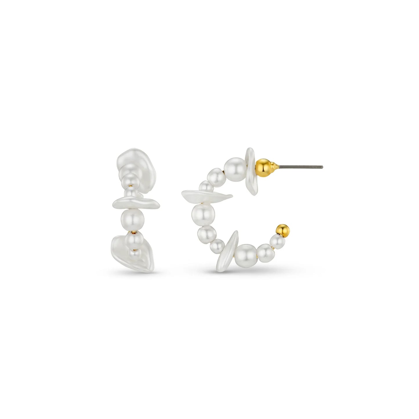 With their natural textures and delicate shine, the Pearl & Chip Hoop Earrings from ORELIA embody laid-back femininity. Designed with a mix of luminous pearl chip beads, they offer a beautiful blend of texture and shine. The contrast between the classic pearl finish and organic shape creates a modern yet relaxed vibe. Perfect for beach-side strolls and sunset dinners.