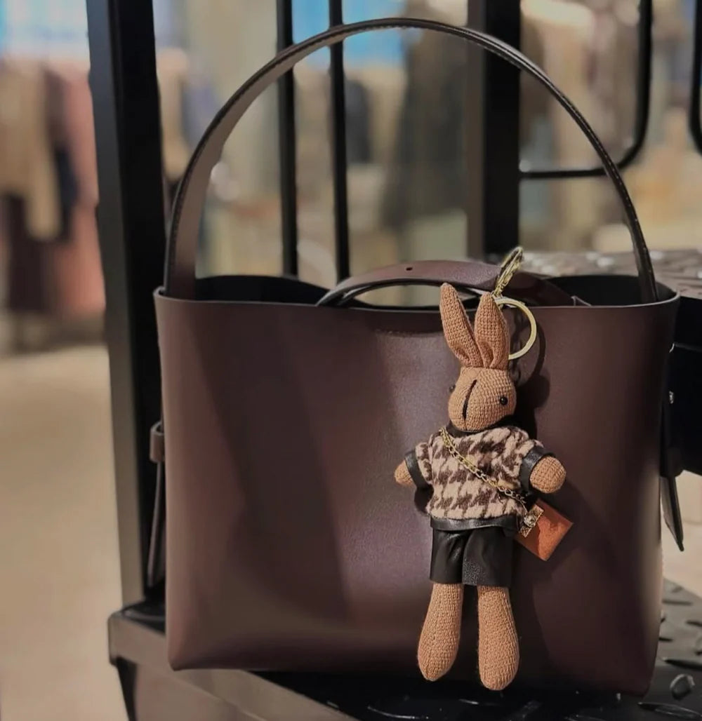STICKYBESTIE "Rabbit Bag Charm" (Brown)