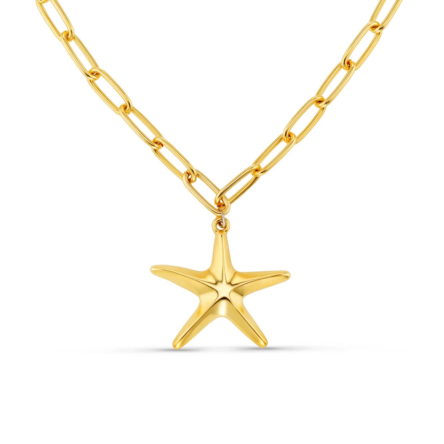 A simple yet effective token of summer, the Statement Polished Starfish Chain Necklace from ORELIA. Your classic link chain, featuring a perfectly polished starfish pendant. This piece lends itself effortlessly to layering with others or wearing alone.