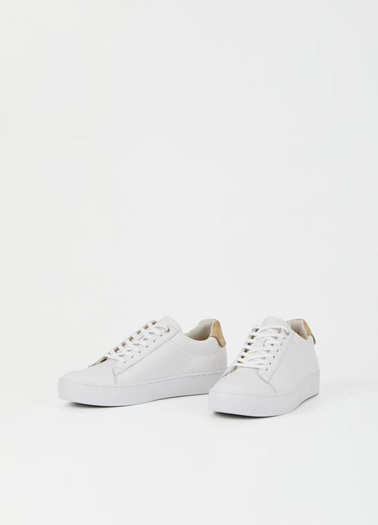 Zoe trainer (white) by Vagabond.