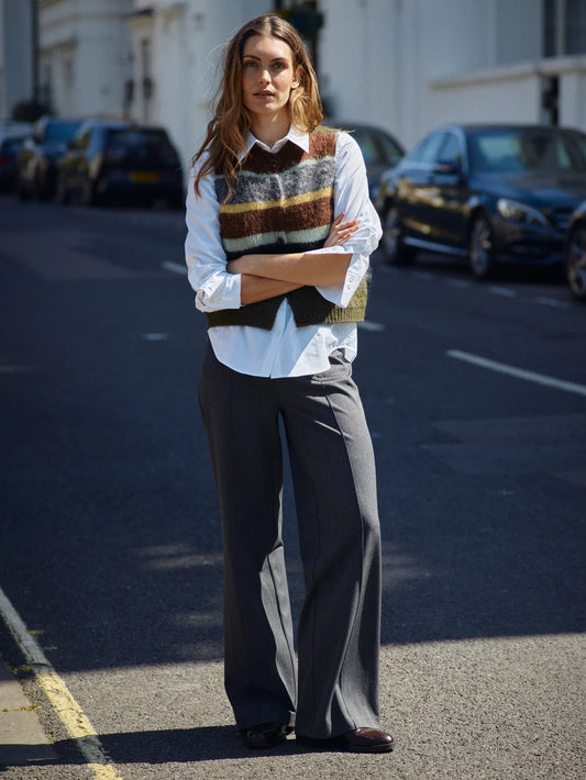 Tailored trousers&nbsp; from MOS MOSH designed in a timeless straight-leg fit with a flattering mid-rise waist. The clean silhouette and sharp finish make them easy to dress up or down, while the versatile design works effortlessly from office days to evening occasions.