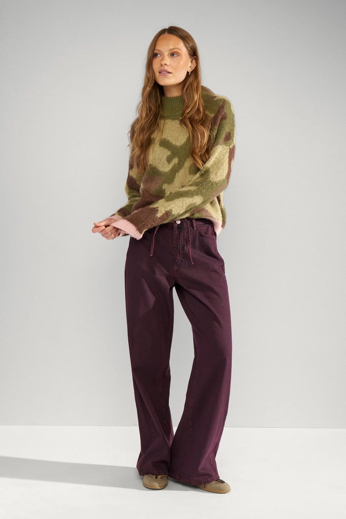 NUMPH "NUCamu Pullover" (Calla Green)