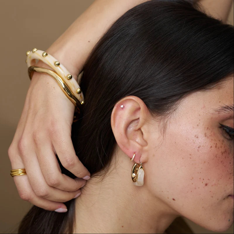 ORELIA "Resin Studded Bangle" (Gold)