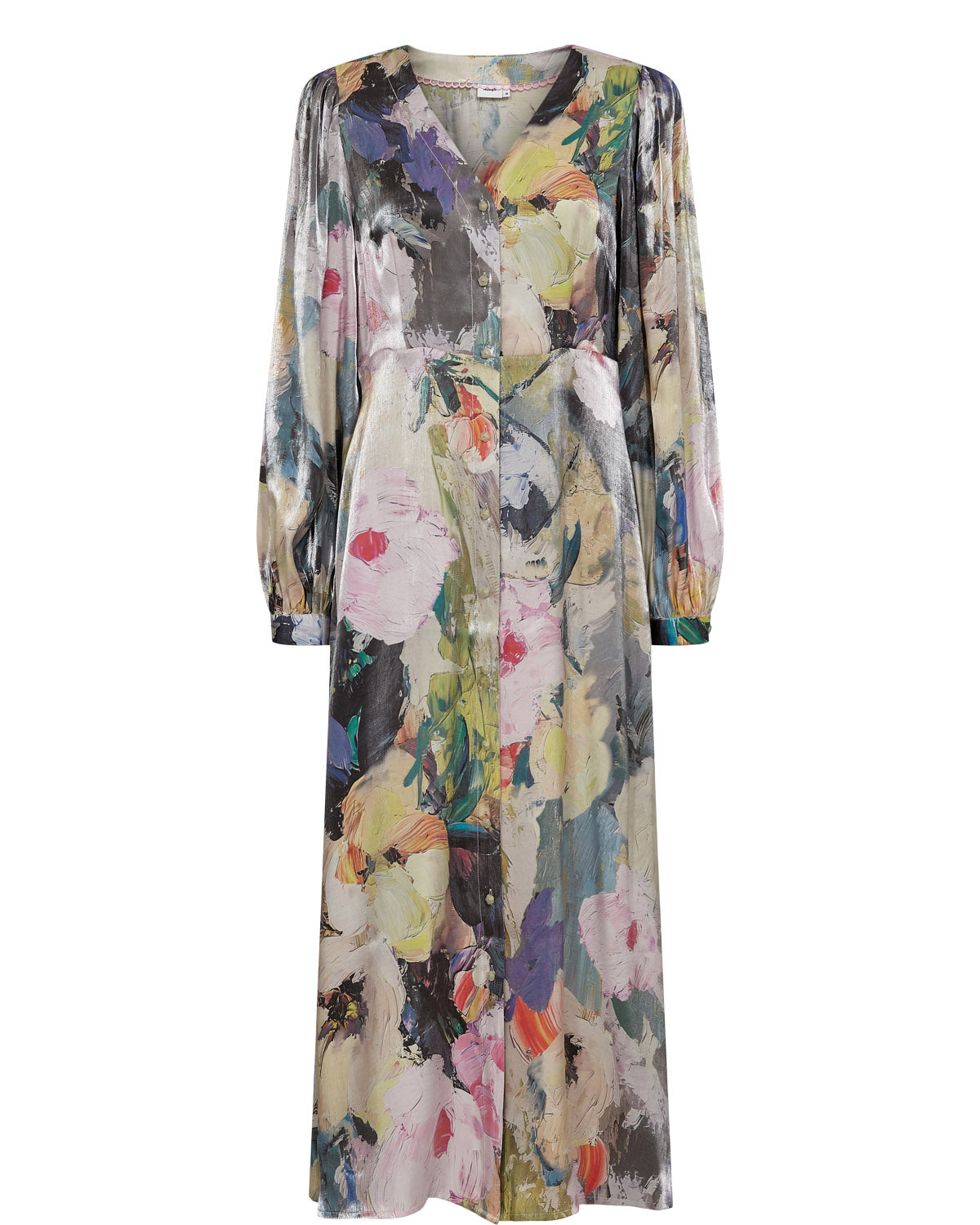 Effortlessly elegant with a modern feminine feel, the NUALMAT Dress by Numph is a beautiful choice for everything from relaxed weekends to special occasions. Crafted in a gorgeous floral print with a subtle sheen, it catches the light beautifully while remaining easy to wear.