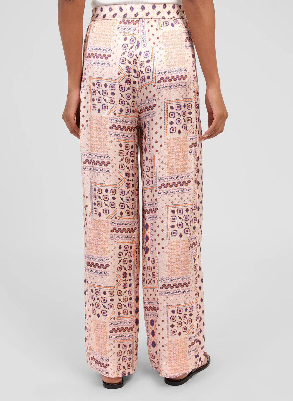 AN'GE "Presley Trousers" (Tifania Ecru) - ClobR