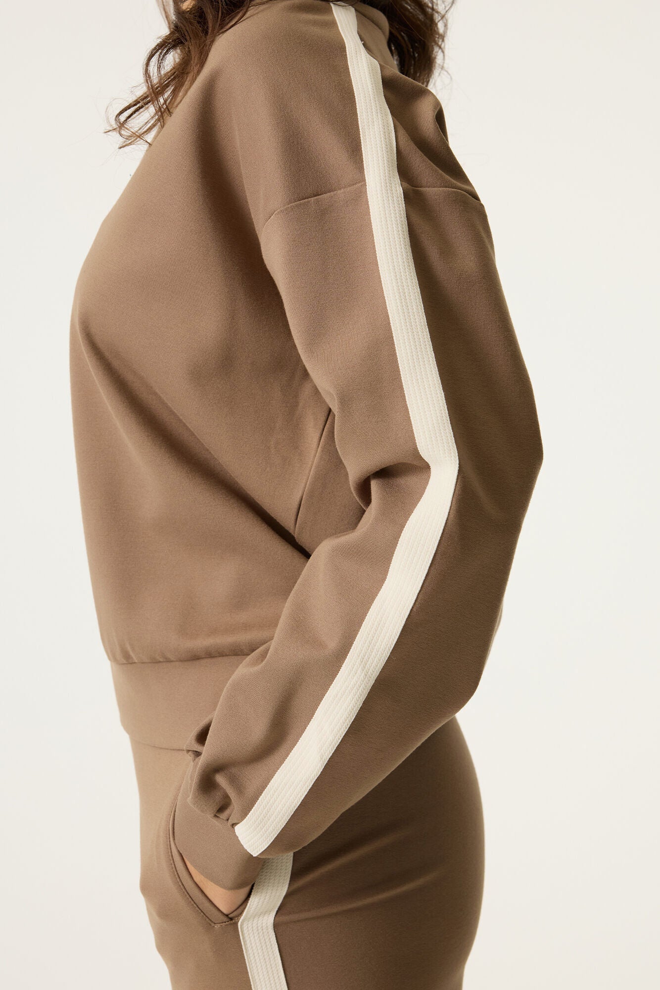 GARCIA "Arabella Jumper (N260262)" (Soft Taupe)