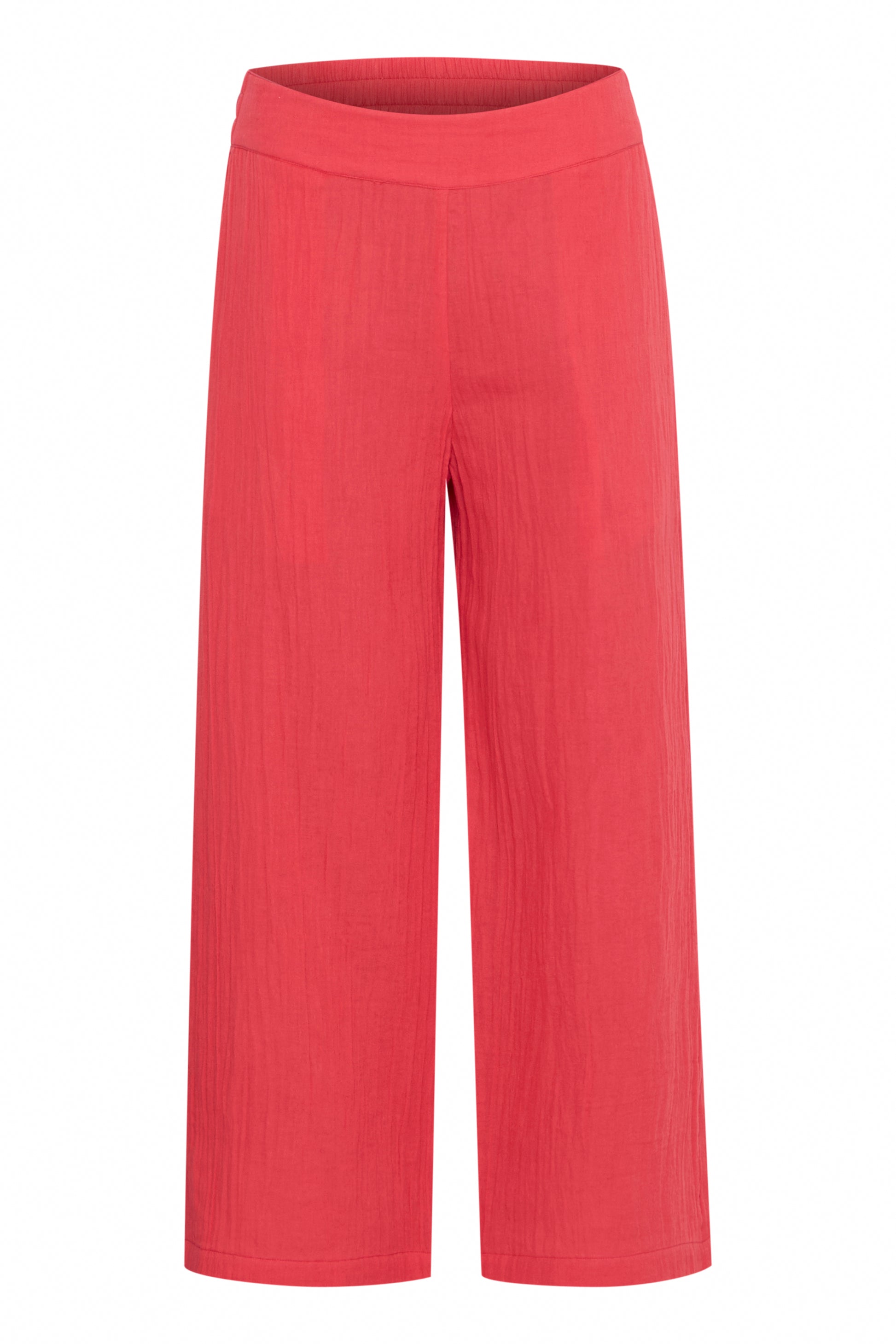 A simple pull on culotte from FRANSA . Half elasticated waist and side pockets. The fit is true to size.