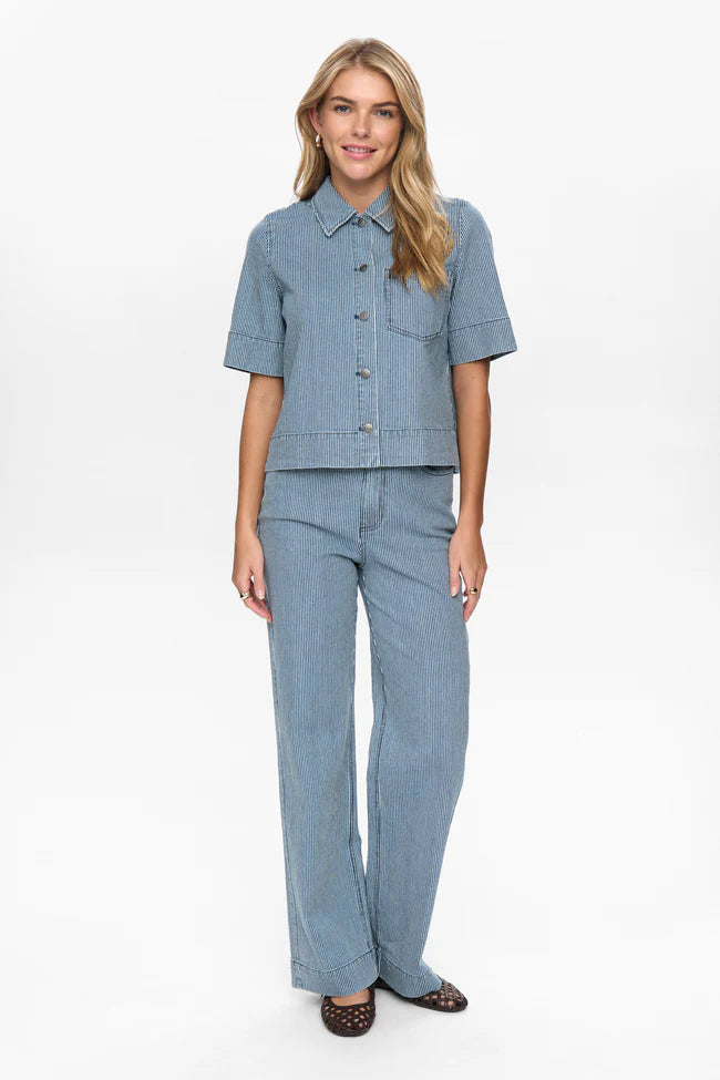 NUMPH "NUErina Shirt" (Medium Blue Denim)