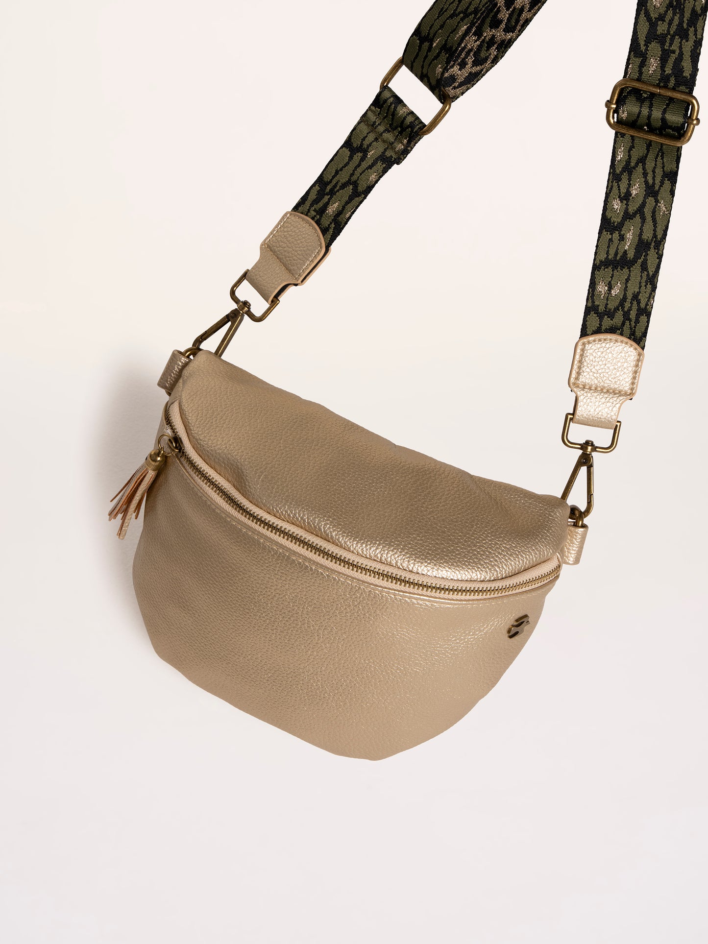 BRAKEBURN "Harriet Gold Sling Bag" (Gold)
