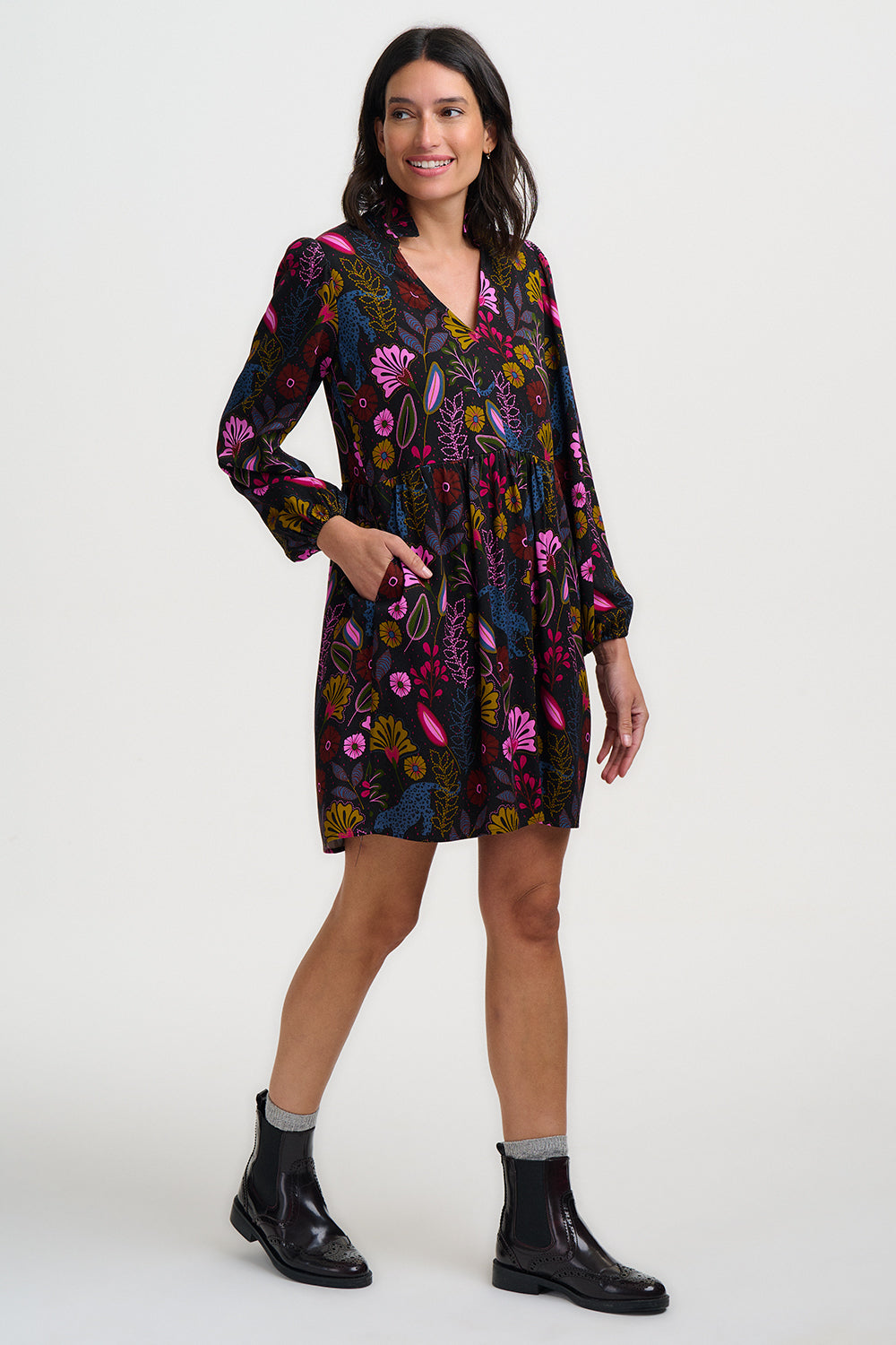 SUGARHILL "Indi Mini Smock Dress" (Black Jungle Panther)
