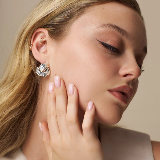 ORELIA "Interlocking Statement Stud Earrings "(Silver)