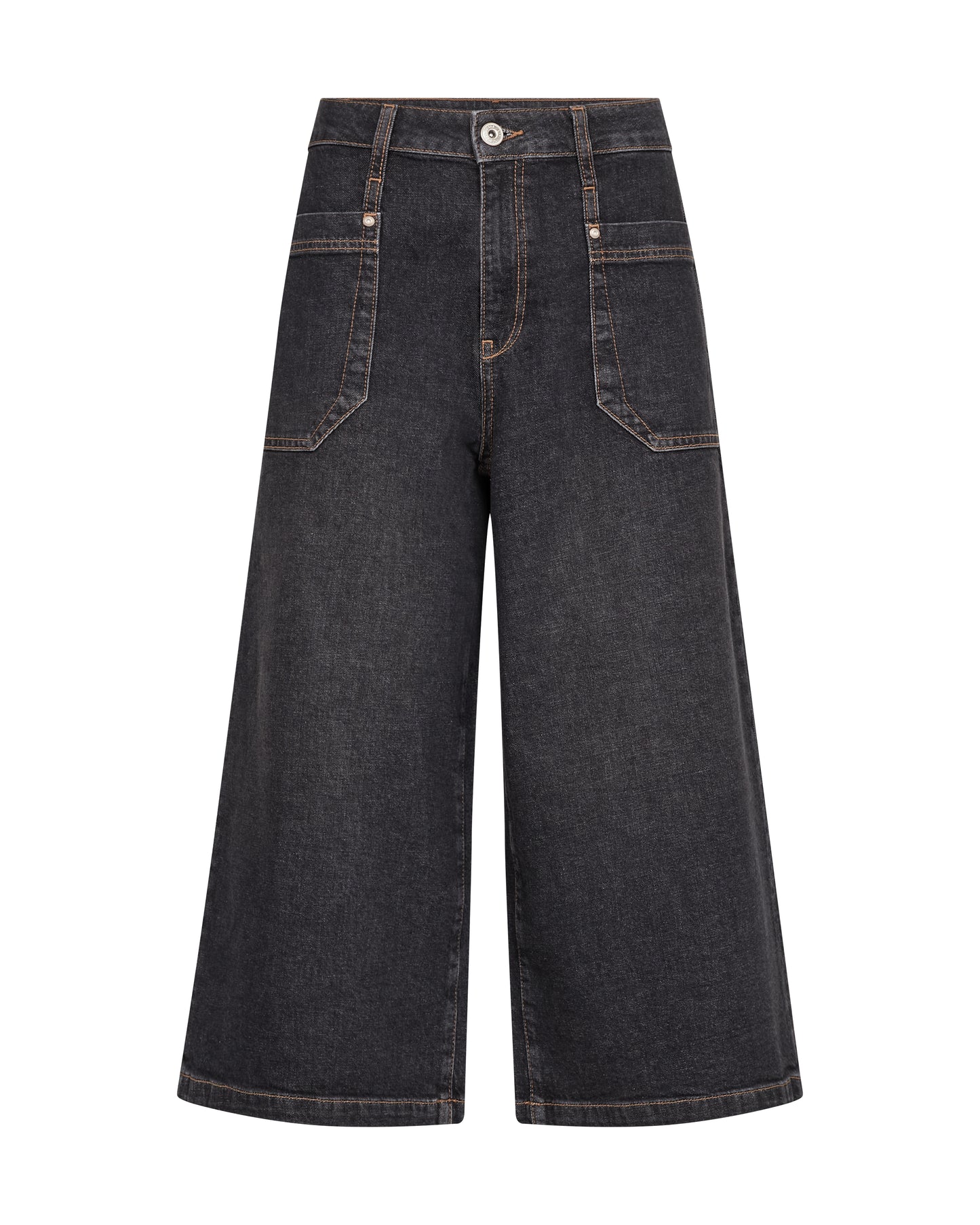 Refresh your denim collection with the Mos Mosh MMCulotte Juventus Jeans. Designed in a contemporary culotte length with flattering flared legs, these stylish jeans offer a modern silhouette that's easy to dress up or down. Crafted from a comfortable stretch denim blend of 95% cotton and 5% elastane, they provide the perfect balance of structure and flexibility for all-day wear.