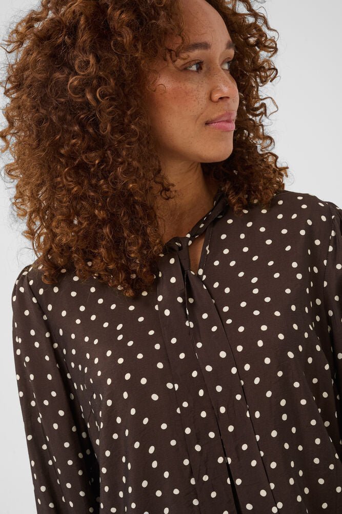 KAFFE "KADotte Blouse" (Coffee Bean) - ClobR