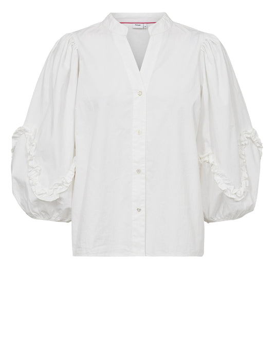 The NUAiko blouse from Scandi brand NUMPH bears all of the trademarks of why we adore this beautiful brand. Each piece has it's own point of difference and is quite frankly a conversation piece. This notch neck button front blouse has a mandarin style collar and puff sleeves with an elasticated cuff and frill detail. Boxy in fit this looks stunning with denim.