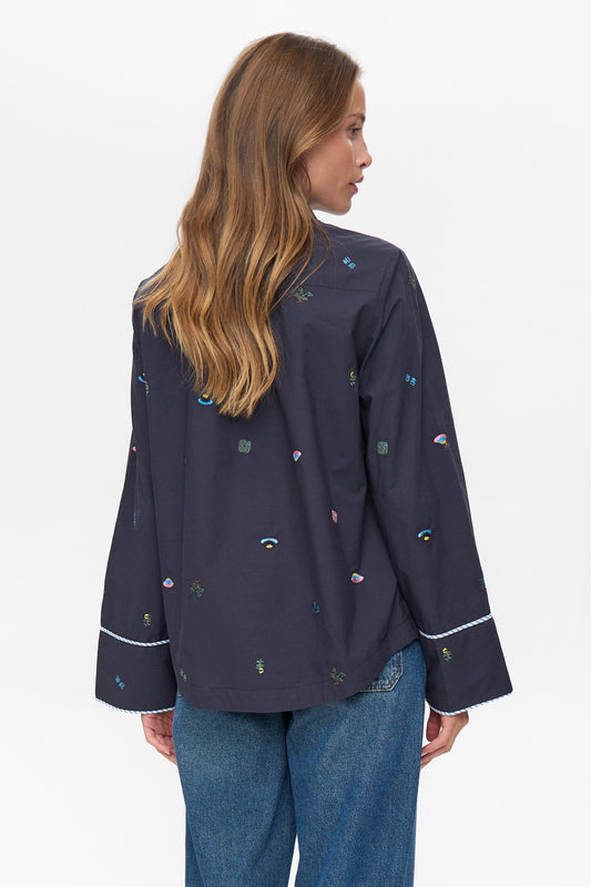 NUMPH "NUChiro Boxy Shirt" (Dark Sapphire)