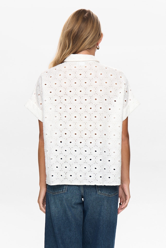 NUMPH "NUPalma Sleeveless Shirt" (Bright White)