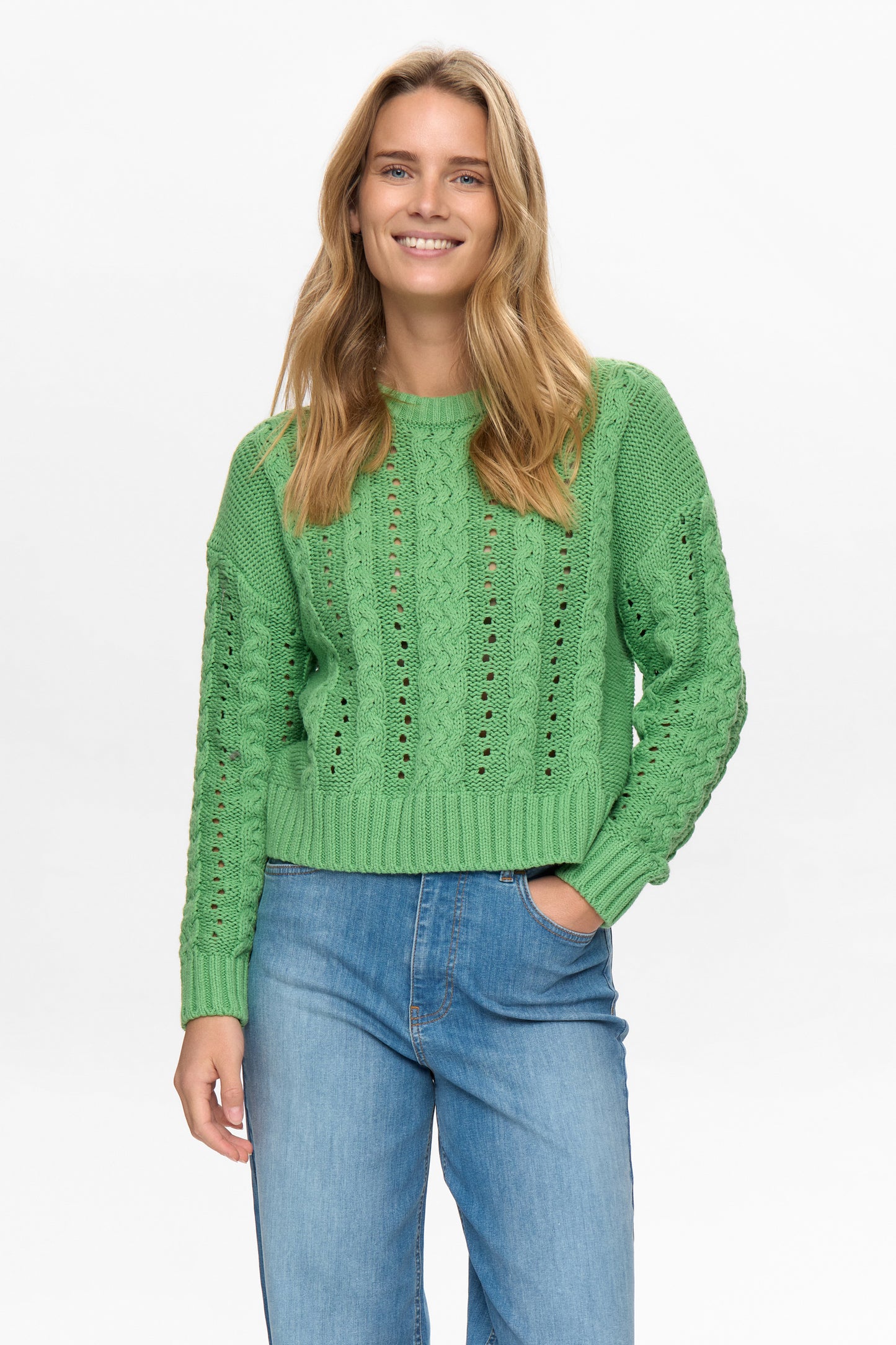 NUMPH "NURemi Pullover" (Vibrant Green/Pristine)