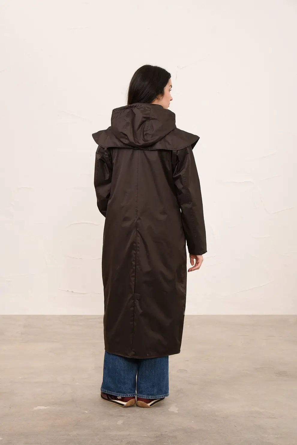 LIGHTHOUSE "Outback Coat"  (Chocolate)
