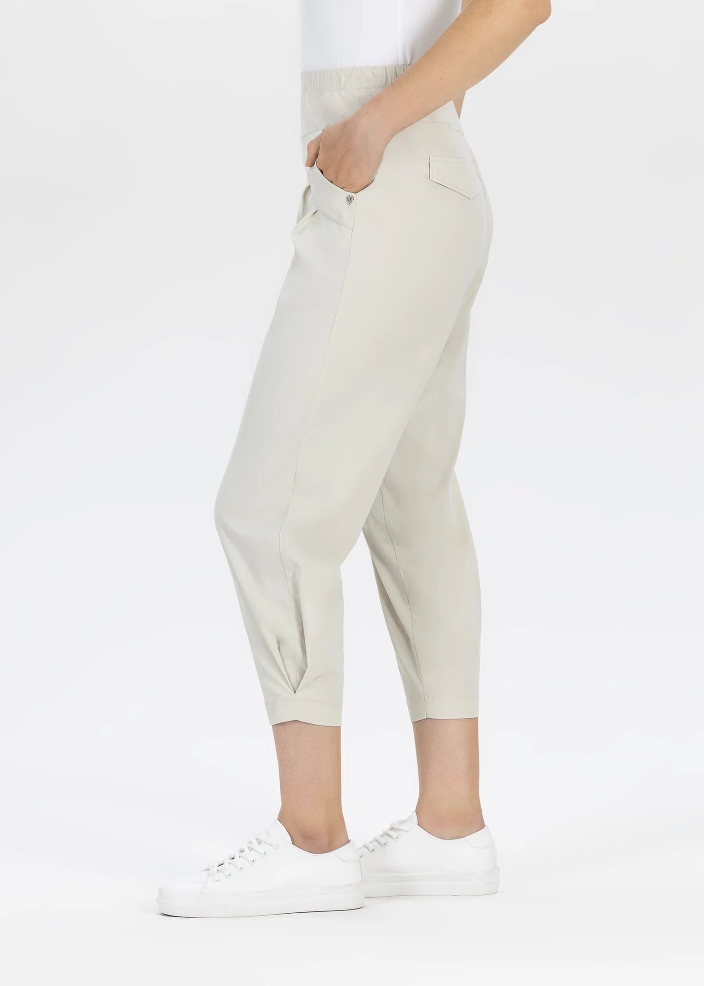STEHMANN "Rachell-650" ( Cream/Black)