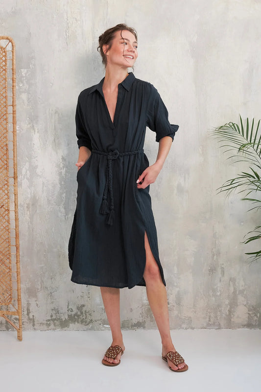 The Sheri Dress from French brand CHICO SOLEIL is a great every day piece to take you though the Summer. Mid long in length with three quarter sleeves this piece will work really hard in your wardrobe all summer. Pockets in the side seams are a must and the plated tie belt allows a great fit . There is a straight hem with curved side splits. The fir is true to size.