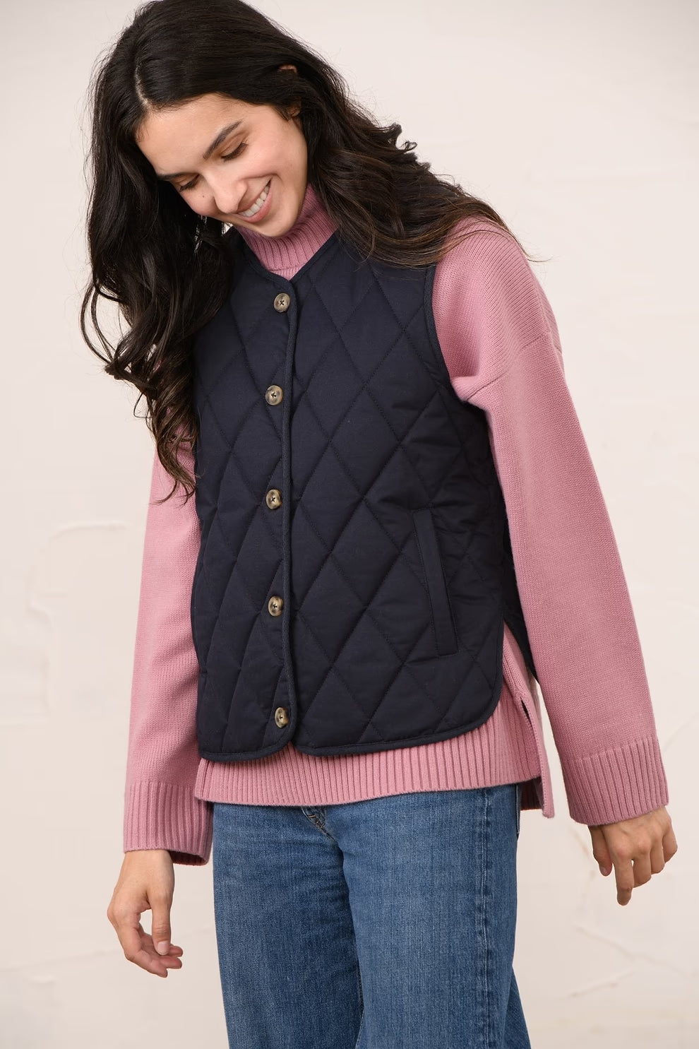 The Sloane Gilet from LIGHTHOUSE is a versatile piece designed to add a little extra warmth when you need it most. Featuring a diamond quilted outer and a charming check lining, it combines classic styling with practical comfort for the season ahead.
