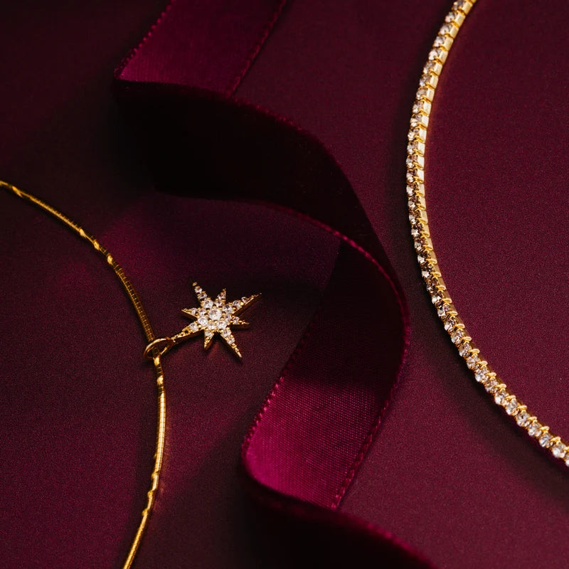 ORELIA "ORE40927 Pave Starburst Torque Necklace" (Gold)