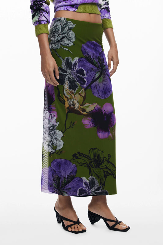 Midi pencil skirt from Spanish brand DESIGUAL in tulle with floral print designed by Monsieur Christian Lacroix. An elasticated waisted skirt which is fully lined. This stunning print is a show stopper. The fit is true to size.
