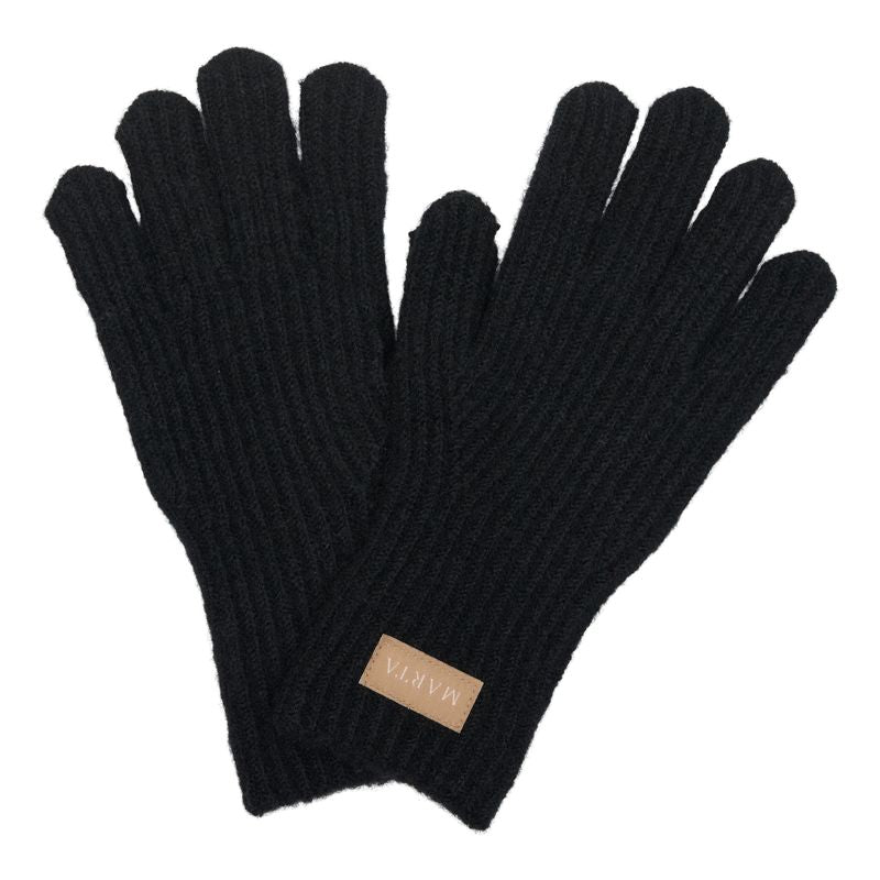 These ribbed knitted gloves are the perfect gift or treat for yourself this winter.