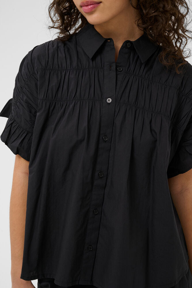 KAFFE "KAVerdina Flounce Shirt" ( Black Deep)
