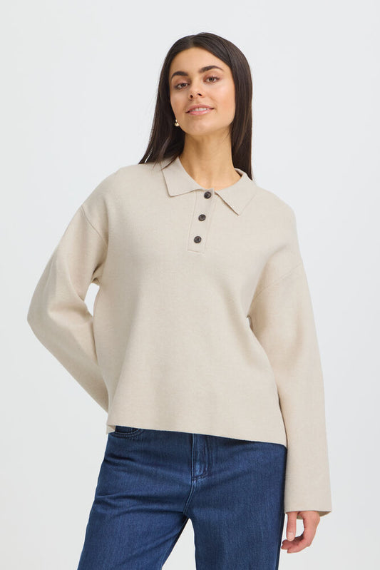 The women's long sleeve polo FRVioleta 1 is a must-have for any women's wardrobe. Carefully designed by the brand FRANSA, this model combines elegance and comfort, making it an ideal choice for various occasions. 